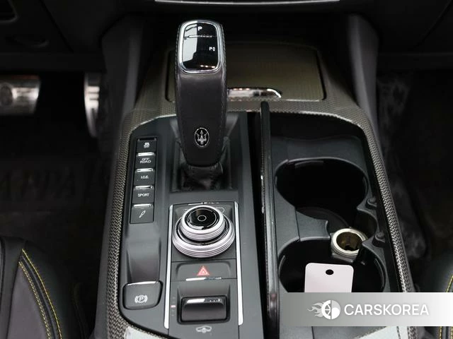 Maserati Levante id 4240284 из Китая 29