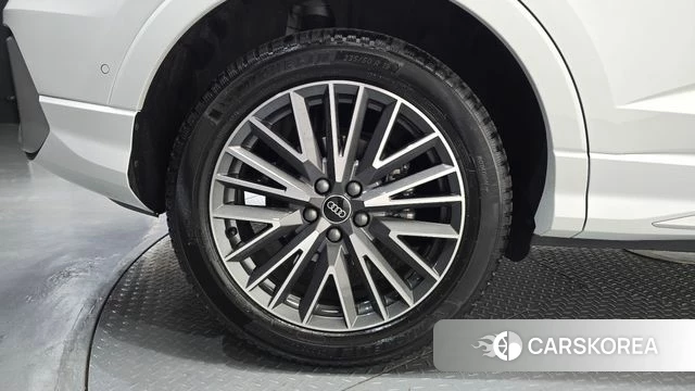 Audi Q3 (F3) id 4691312 из Кореи 25