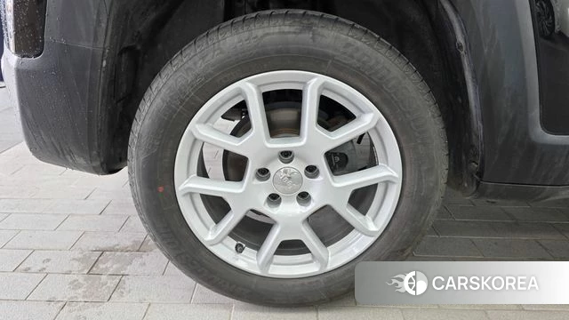 Jeep Renegade id 4490353 из Кореи 27