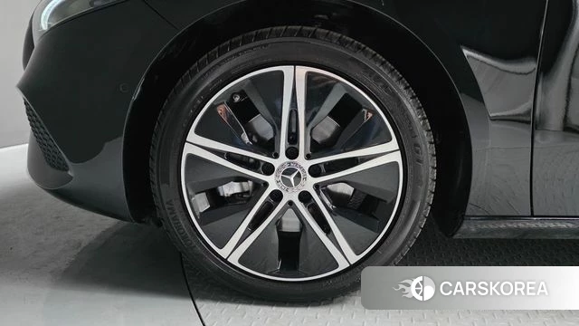 Mercedes-Benz A-Class W177 id 3933946 из Кореи 15