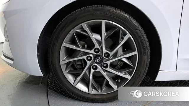 Hyundai The New Avante AD id 3464618 из Кореи 15