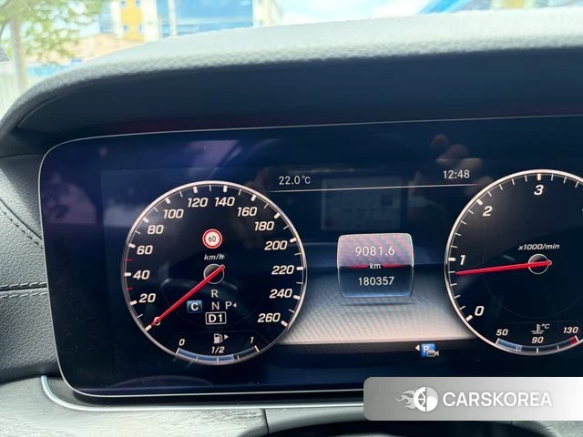 Mercedes-Benz E-Class W213 2018 Синий из Кореи, фото 5