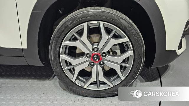 Kia Seltos id 4339173 из Кореи 15