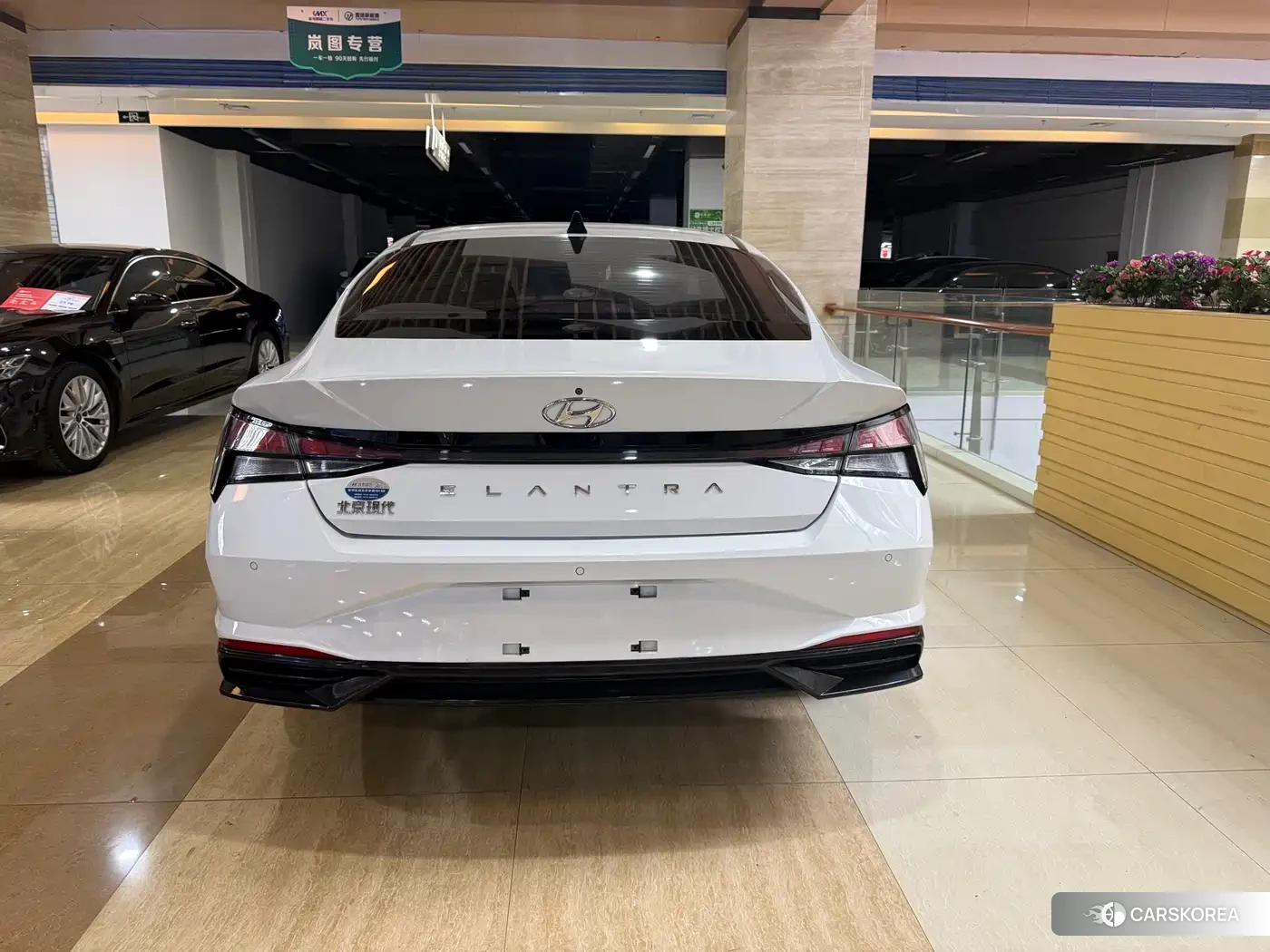 Hyundai Elantra 2026 Белый из Китая, фото 5