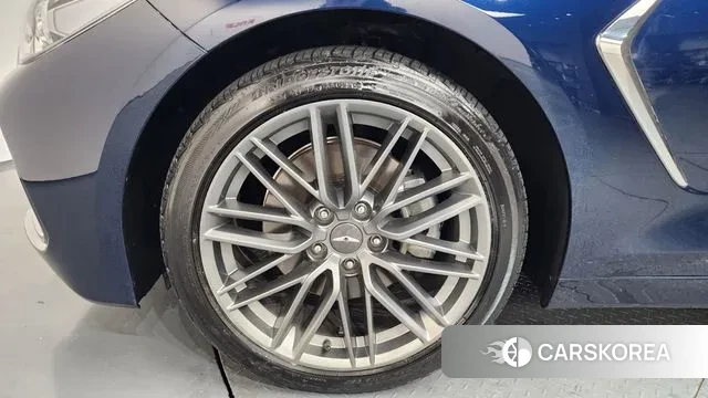 Genesis G70 id 3612845 из Кореи 15