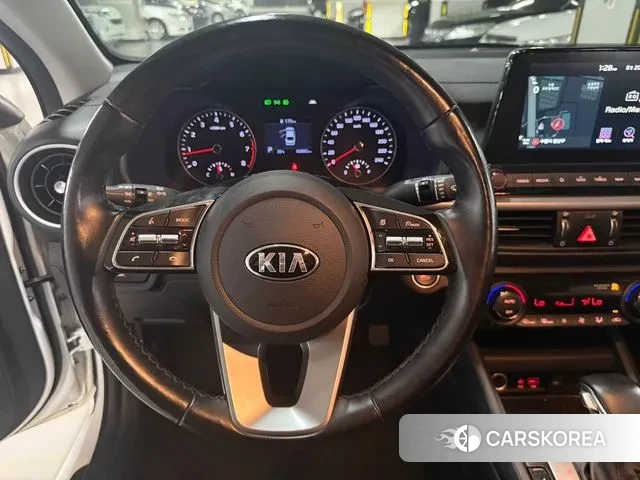 Kia Come New K3 id 3055439 из Кореи 8