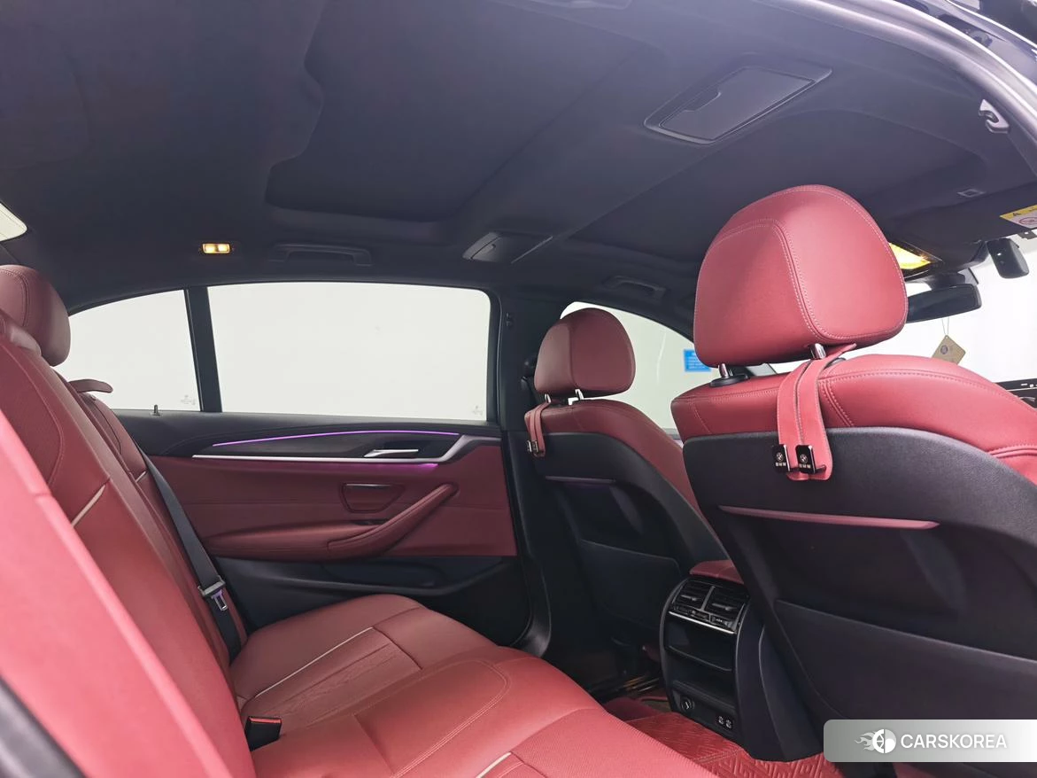 BMW 5 series id 4467787 из Китая 17