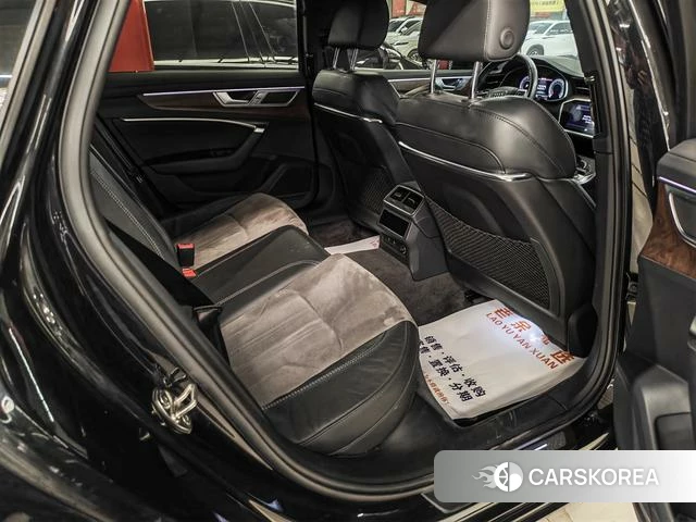 Audi A6L 2022 Черный из Китая, фото 5