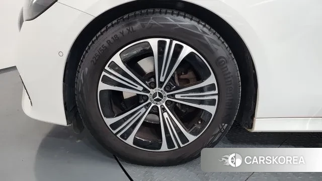 Mercedes-Benz E-Class W214 id 3580814 из Кореи 15