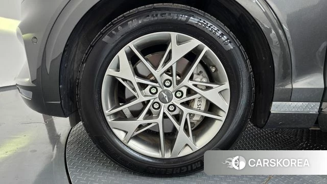 Genesis GV70 id 4847942 из Кореи 31
