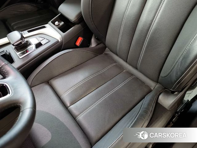 Audi A4L id 4348939 из Китая 22