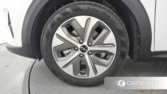 Kia Niro Plus id 4281742 из Кореи 15