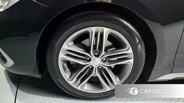 Hyundai Grandeur IG id 4465465 из Кореи 33
