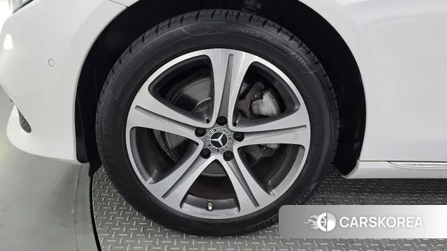 Mercedes-Benz E-Class W213 id 3004798 из Кореи 15