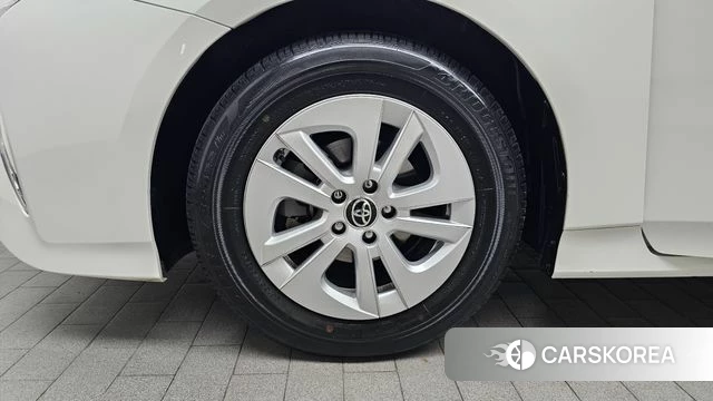 Toyota Prius 4th Generation id 3912042 из Кореи 15