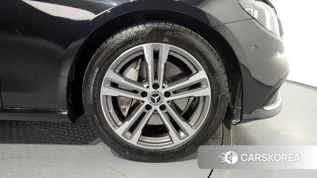 Mercedes-Benz E-Class W213 id 2994172 из Кореи 15