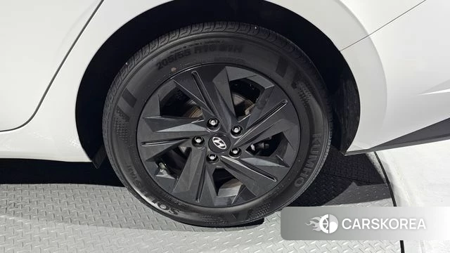 Hyundai Avante Hybrid (CN7) id 3818852 из Кореи 15