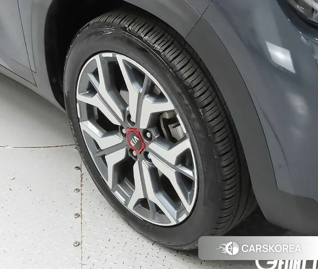 Kia Seltos id 4344880 из Кореи 15