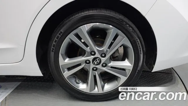 Hyundai Avante AD id 2719305 из Кореи 15