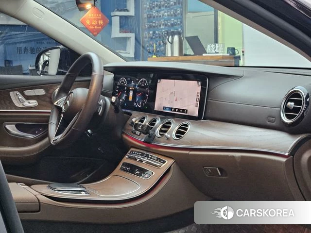 Mercedes-Benz E-class id 4263523 из Китая 15