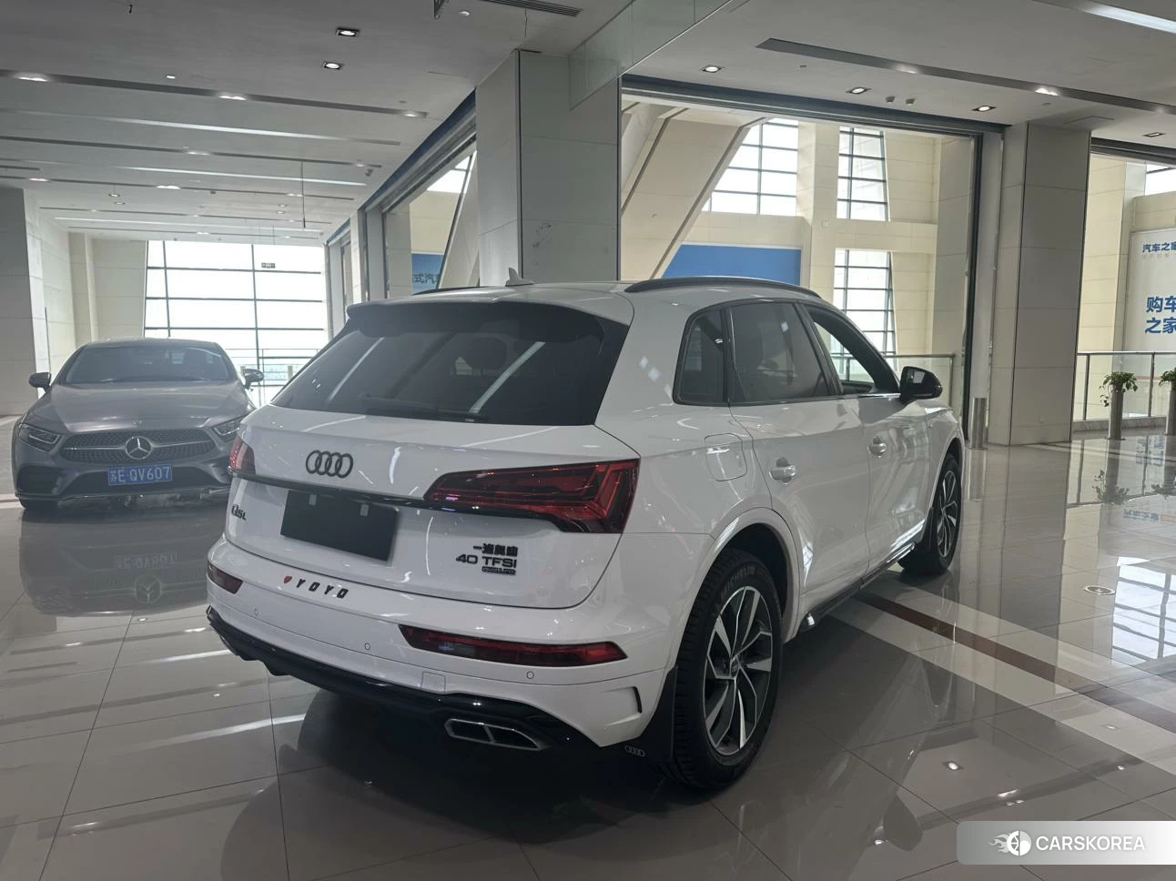 Audi Q5L id 4421057 из Китая 16