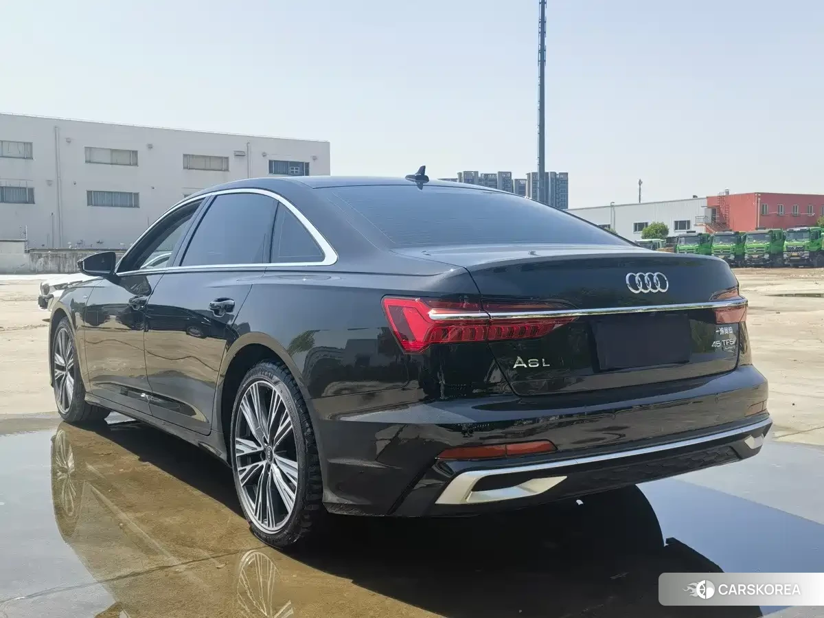 Audi A6L 2025 Черный из Китая, фото 5