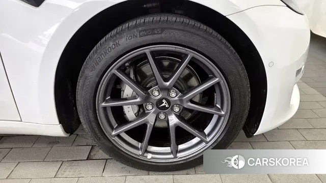 Tesla Model 3 id 3196909 из Кореи 15