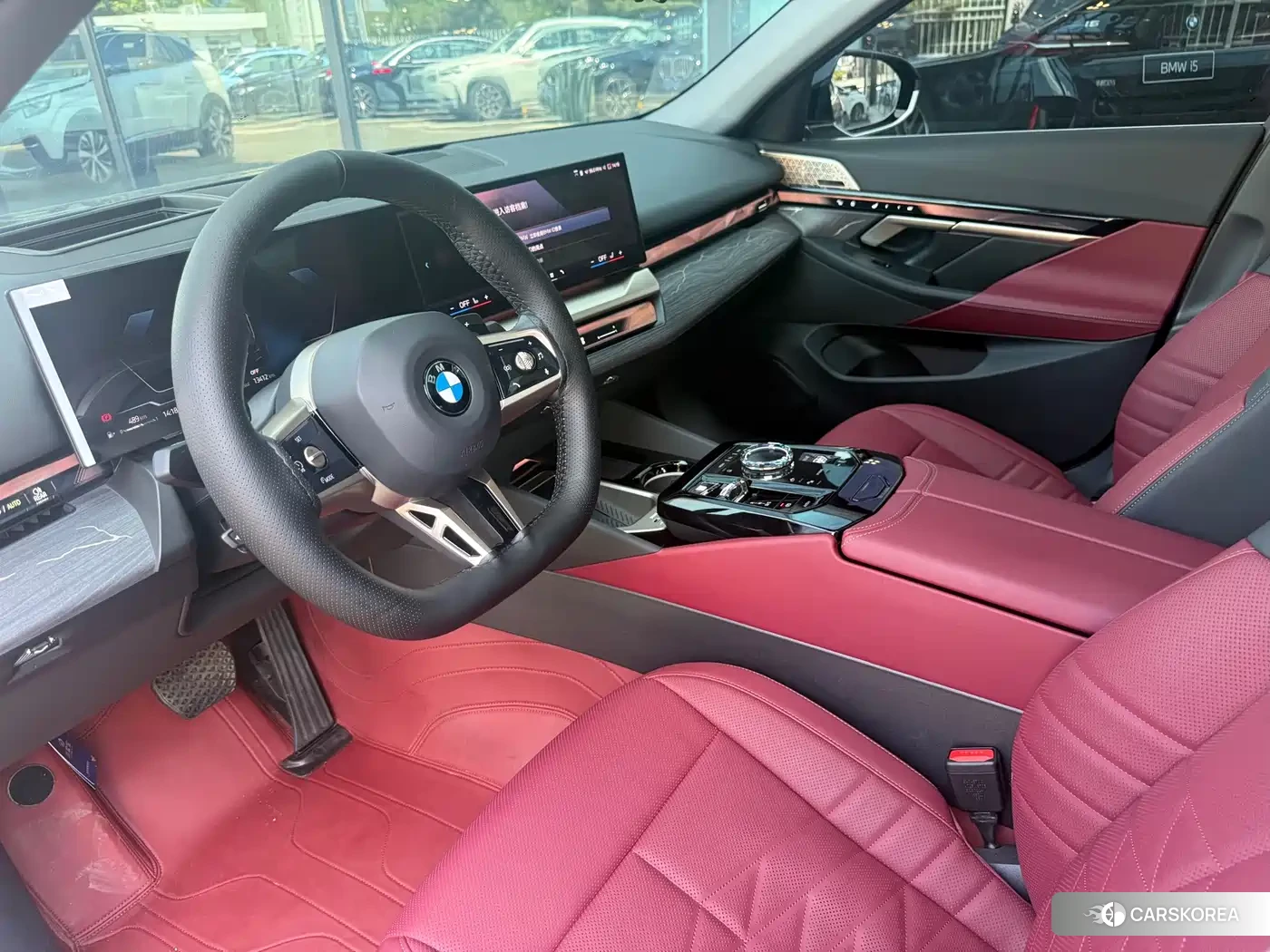BMW 5 series 2024 Черный из Китая, фото 5