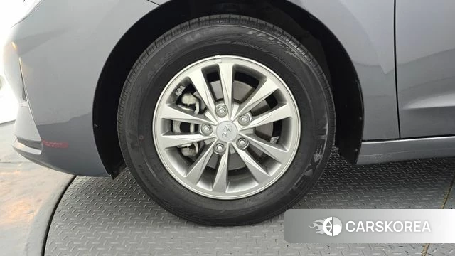 Hyundai The New Avante AD id 4345234 из Кореи 25