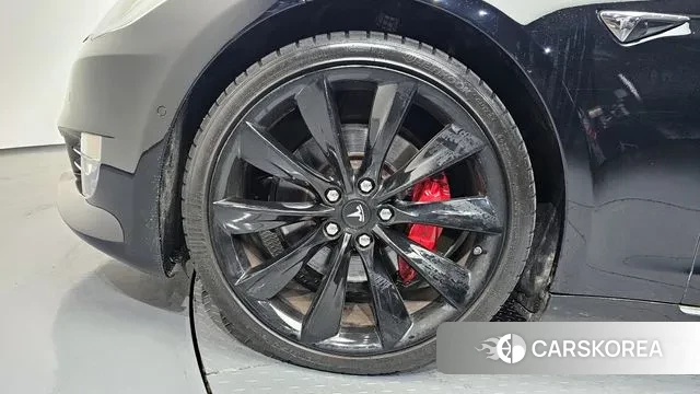 Tesla Model S id 3692553 из Кореи 15