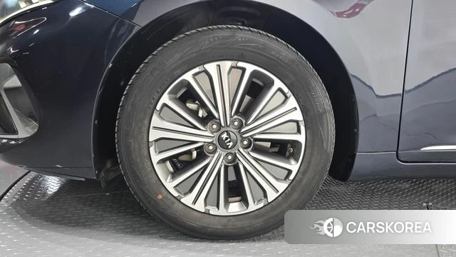 Kia K7 Premier Hybrid id 4496253 из Кореи 28