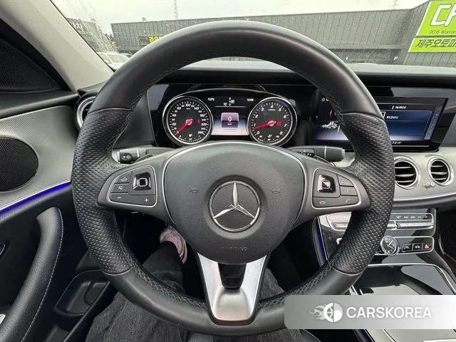 Mercedes-Benz E-Class W213 id 2995754 из Кореи 15