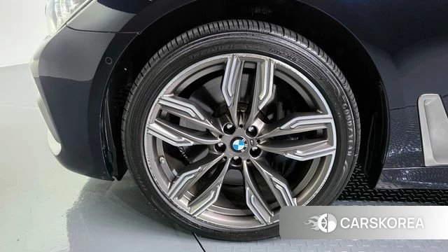 BMW 7 Series (G11) id 4403623 из Кореи 31