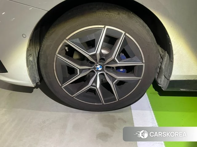 BMW 5 Series (G60) id 3856388 из Кореи 7