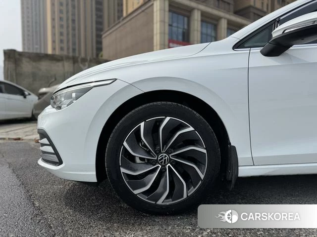 Volkswagen Golf id 4182727 из Китая 14