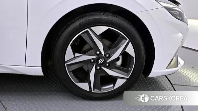 Hyundai Avante (CN7) id 3038307 из Кореи 15