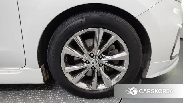 Kia The New Carnival id 3226517 из Кореи 15