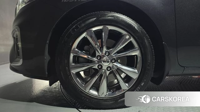 Kia The New Carnival id 4371915 из Кореи 26