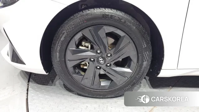 Hyundai Avante (CN7) id 3417396 из Кореи 15