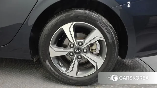 Kia Come New K3 id 3761241 из Кореи 15