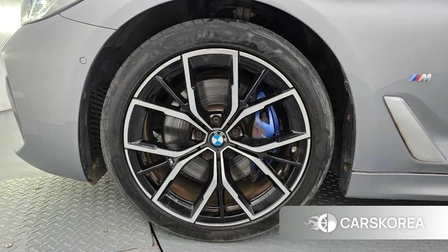 BMW 5 Series (G30) id 4740363 из Кореи 30