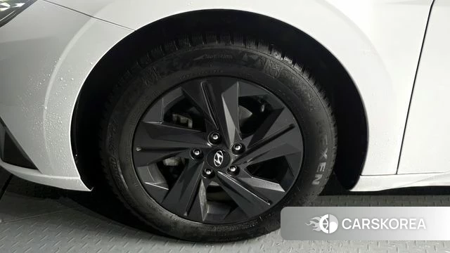 Hyundai Avante (CN7) id 3910741 из Кореи 15