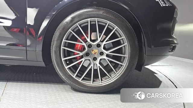 Porsche Cayenne (PO536) id 3794138 из Кореи 15