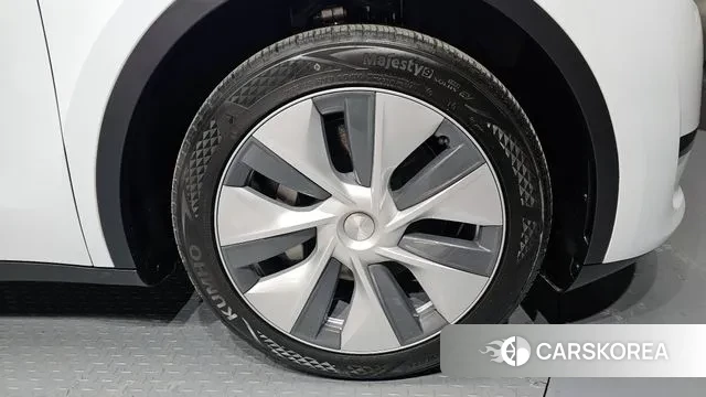 Tesla Model Y id 3620182 из Кореи 15