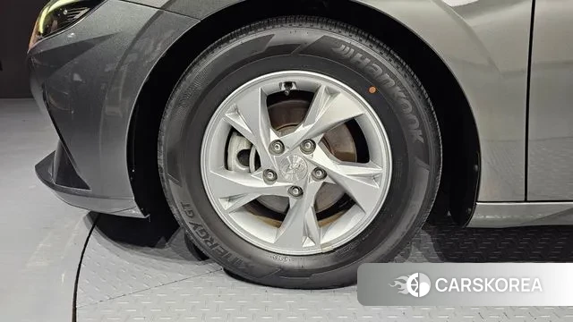 Hyundai Avante (CN7) id 2902048 из Кореи 15