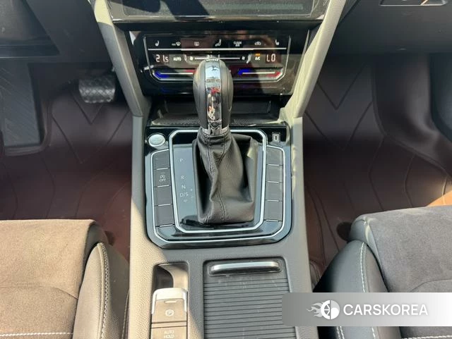 Volkswagen Magotan id 4394045 из Китая 20