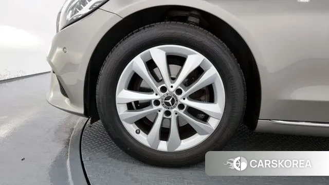 Mercedes-Benz C-Class W205 id 3000296 из Кореи 15