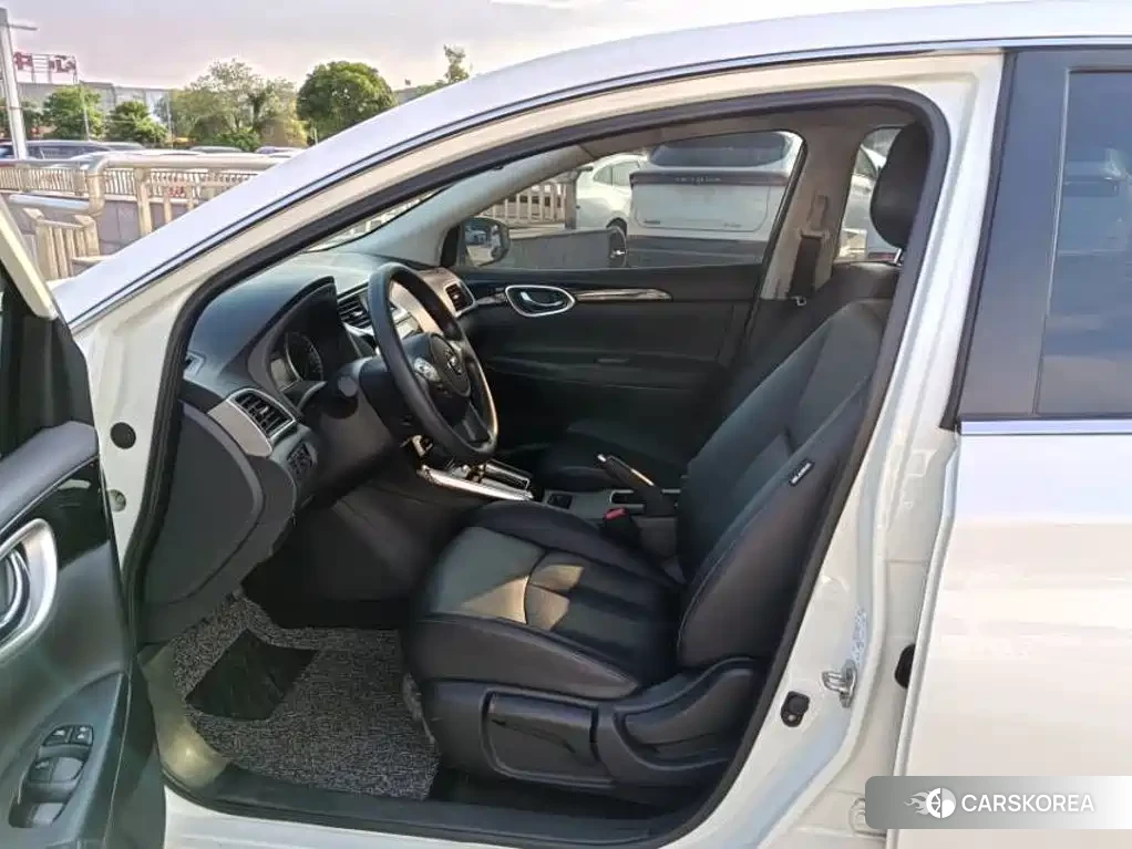 Nissan Sylphy 2023 Белый из Китая, фото 5