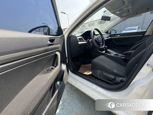 Volkswagen Lavida id 4219630 из Китая 11