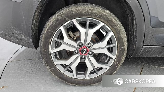 Kia Seltos id 4614621 из Кореи 27